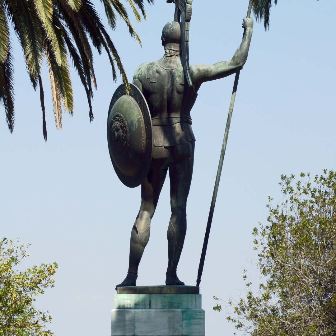 Statua dell'Achille Trionfante vista dal retro