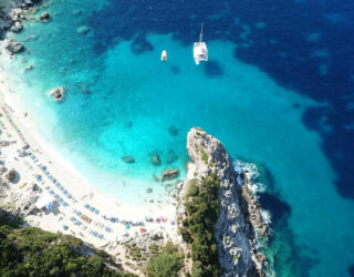 spiaggia di agios nikitas a lefkada